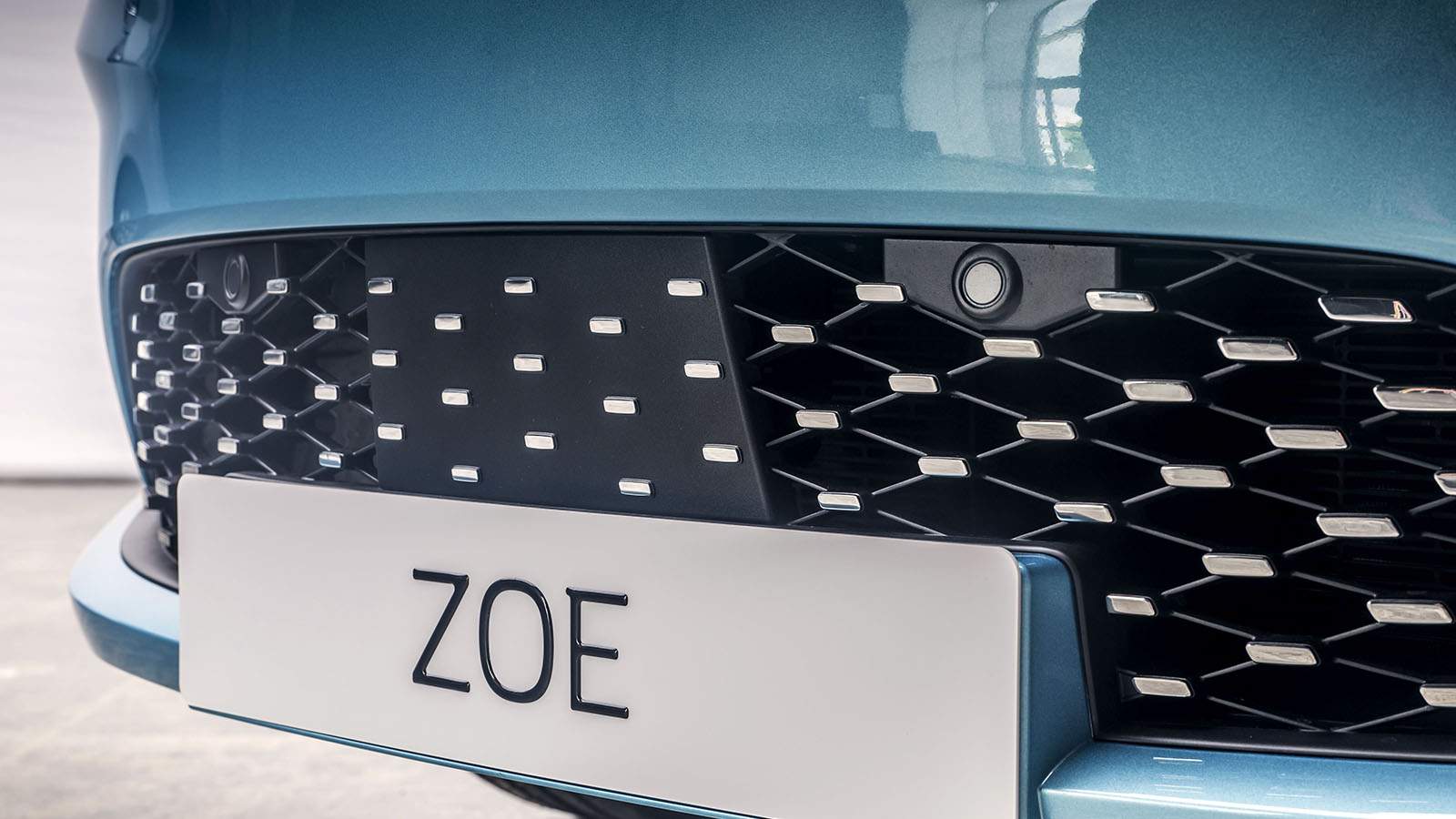 New Renault ZOE price and specification revealed